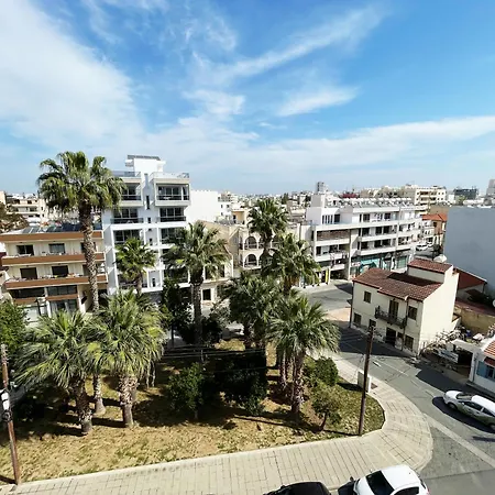 Stylish 2br With Balcony And Parking Near Saint Lazarus And Finikoudes * 拉纳卡