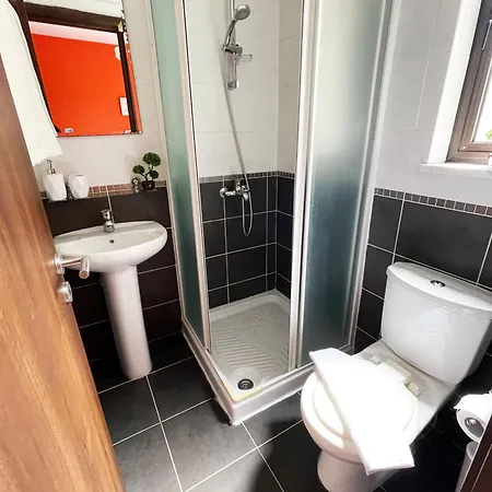 Apartamento Stylish 2br With Balcony And Parking Near Saint Lazarus And Finikoudes Lárnaca